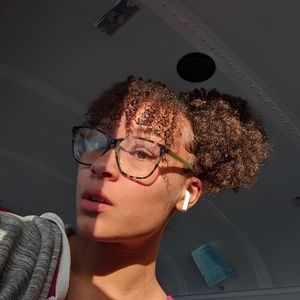 Meet your Posher, Jada